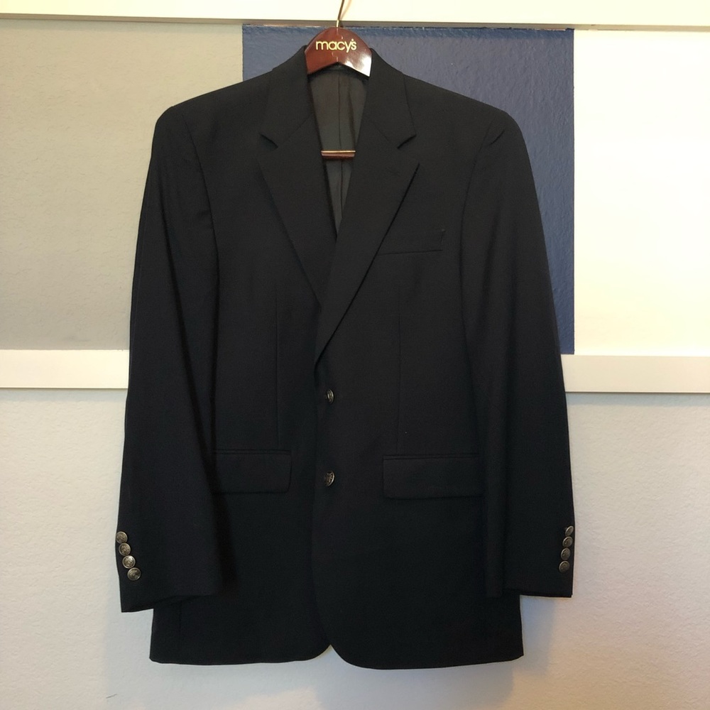 Man’s 38R Michael Kors blazer (medium)